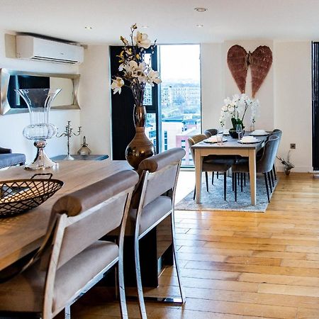 Spacious 3-Bed Penthouse With City Sky Line Views 셰필드 외부 사진