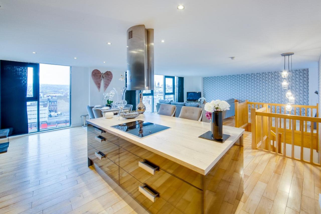 Spacious 3-Bed Penthouse With City Sky Line Views 셰필드 외부 사진