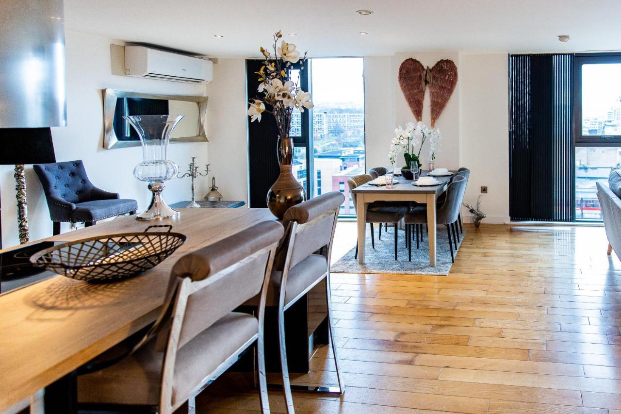 Spacious 3-Bed Penthouse With City Sky Line Views 셰필드 외부 사진